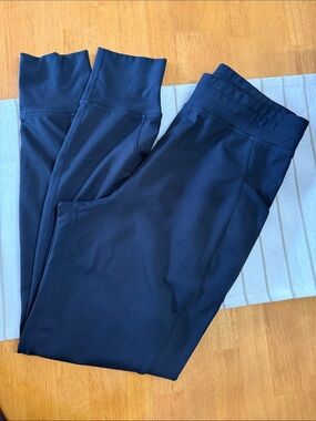 Fabletics Women Joggers. small